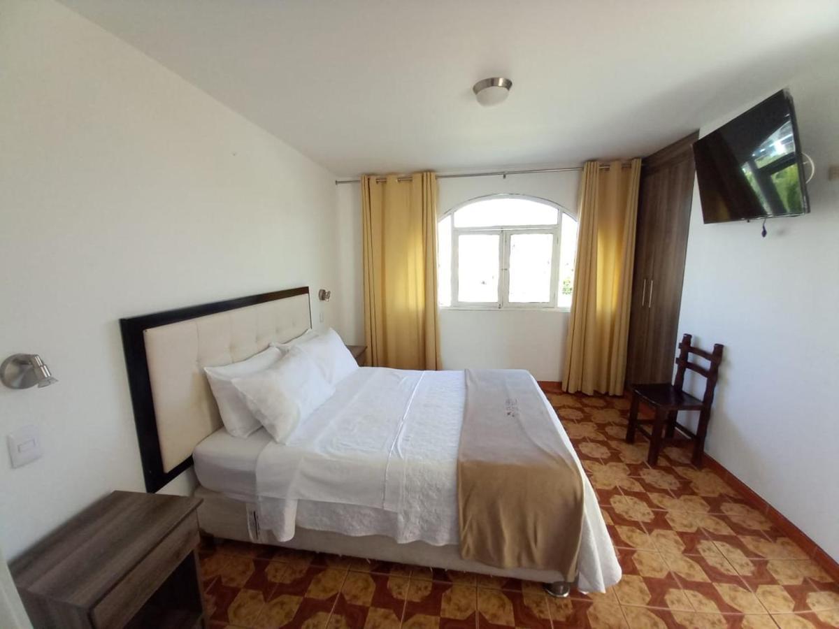 Hostal Los Frayles Paracas Exterior foto